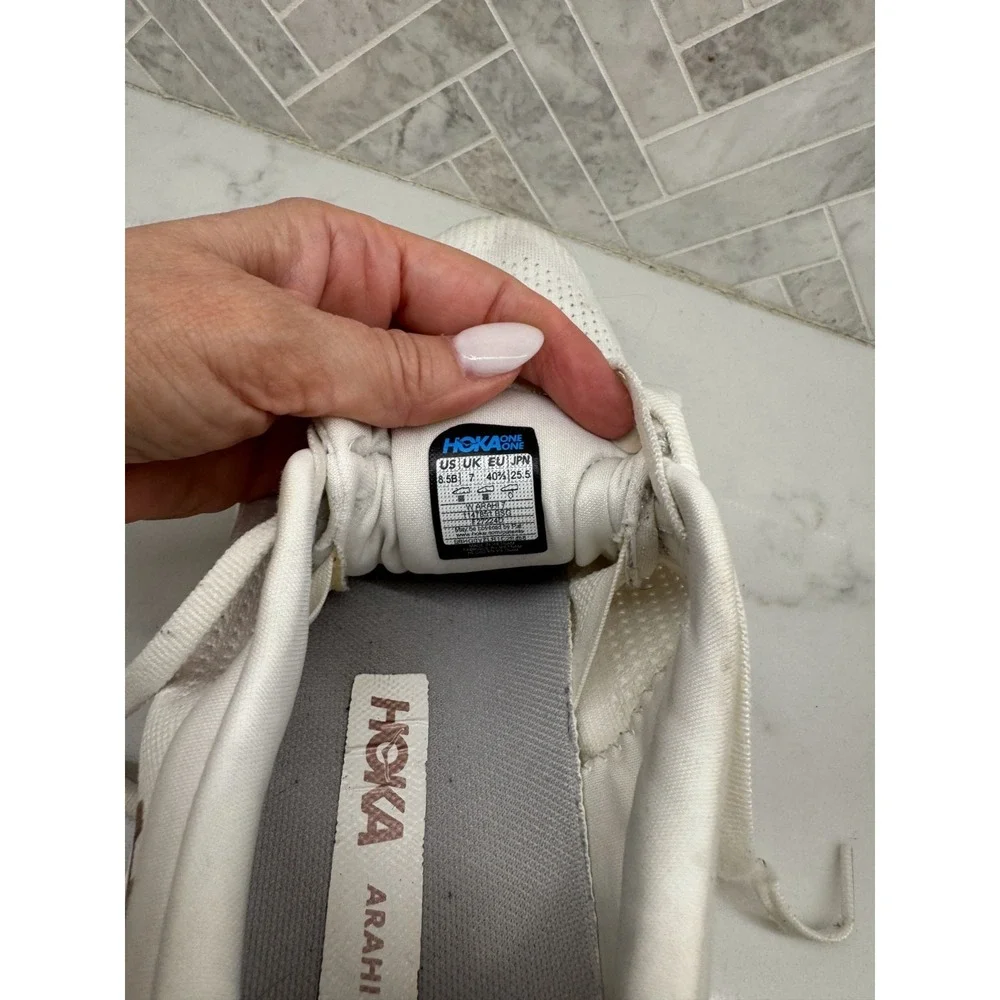 Hoka One One Arahi 7 Running Shoes Women Size 8.5 B 8.5B White Athletic Sneakers
